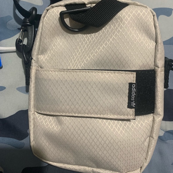 Adidas Originals Utility Festival Crossbody Bag “Black/ Beige” - Picture 4 of 9